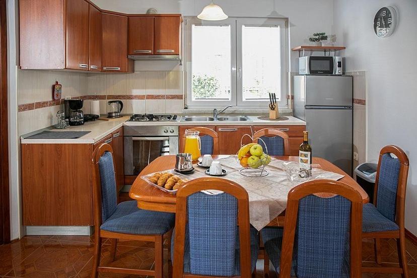 Apartment Orbanic 罗维尼 外观 照片