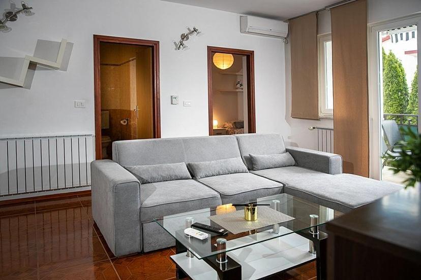 Apartment Orbanic 罗维尼 外观 照片
